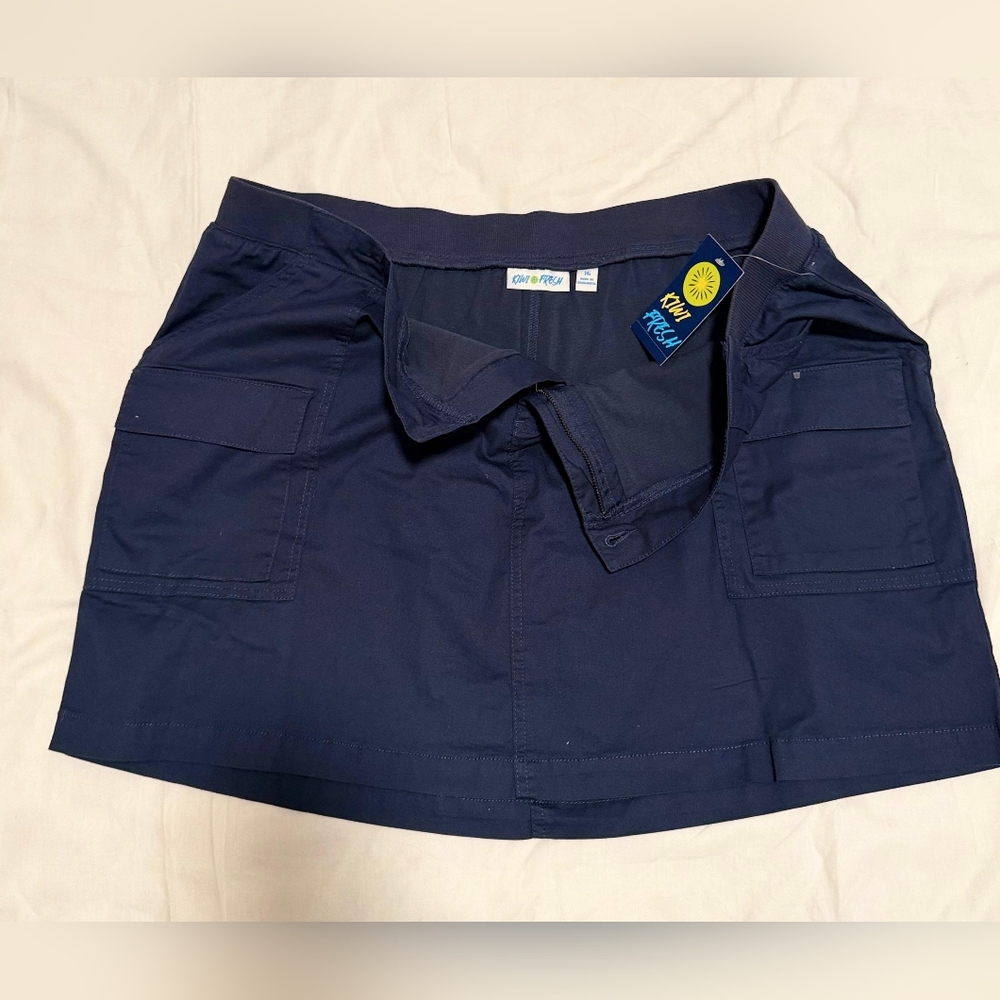 NWT KIWI FRESH SKORT Navy Blue Cargo SIZE 16 - Picture 3 of 5